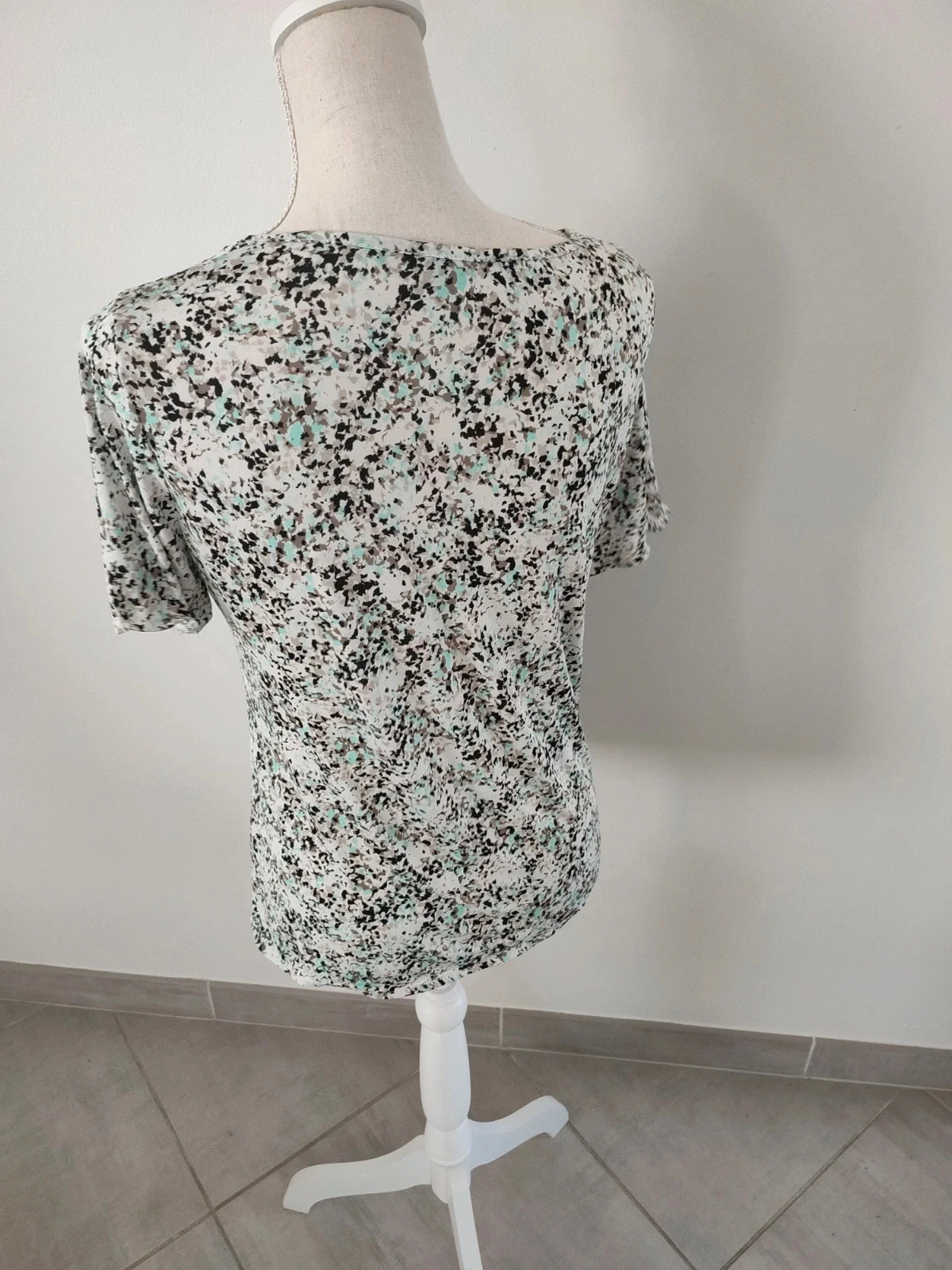 Women's short-sleeved top size M – photo 5